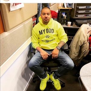 Meet your Posher, Joshua